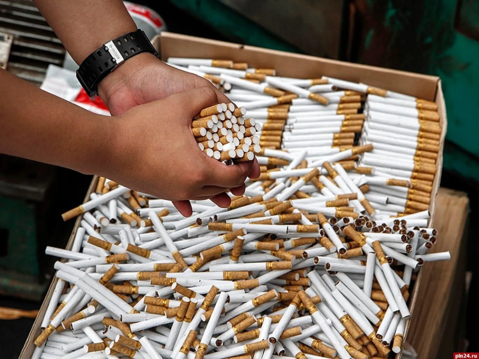 Is there a liability for dealing with illicit tobacco?